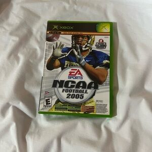NCAA Football 2005 Xbox Game - Green Case